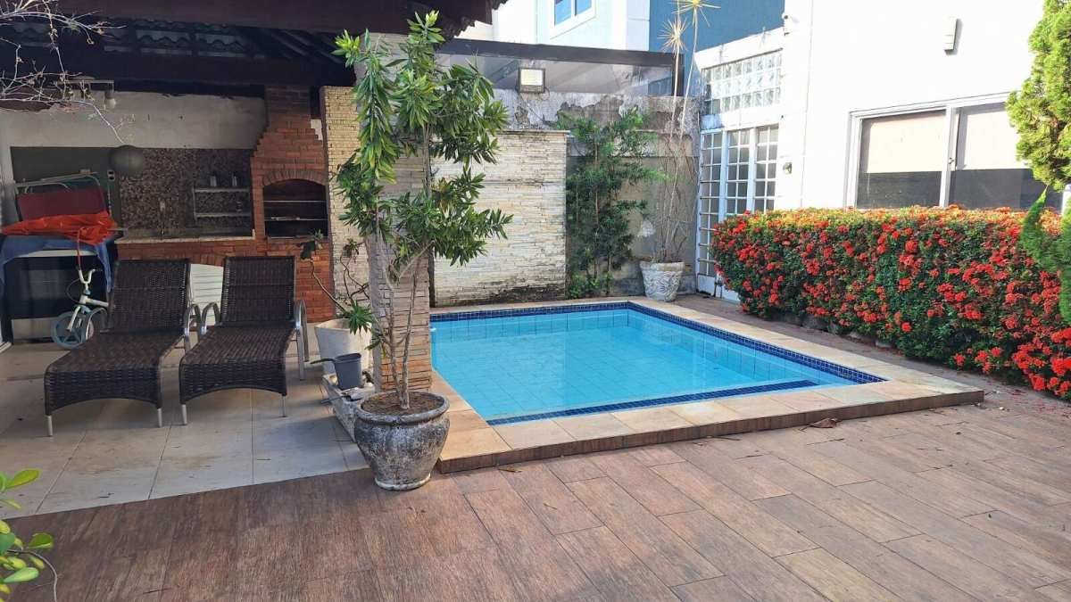 Casa de condomínio para venda ou locação com 4 quartos - Recreio dos Bandeirantes,Rio de Janeiro