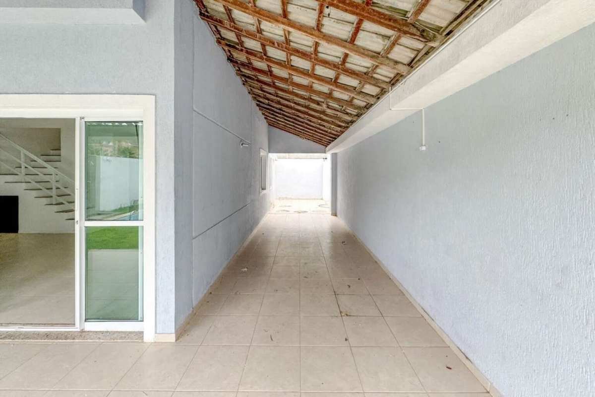 Casa triplex com 180 m², 4 quartos e lazer privativo imperdível no Recreio Quality - Recreio - MLeão Imóveis