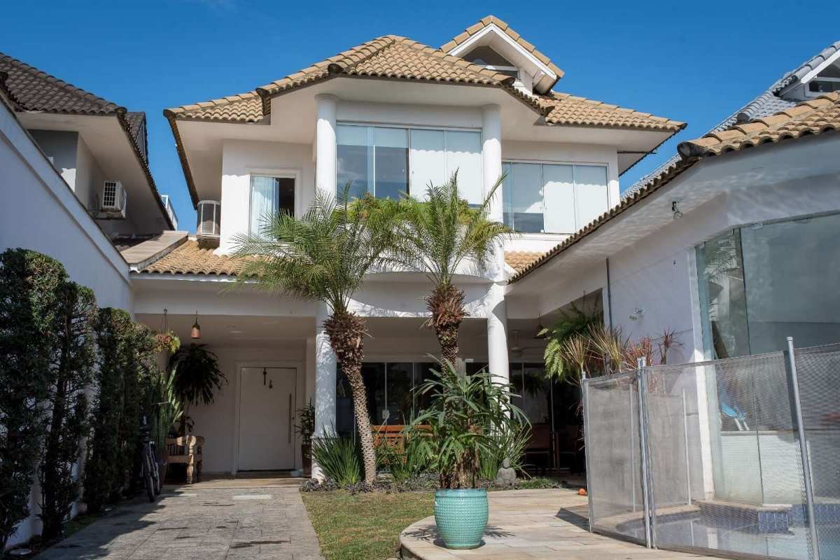 Casa de condomínio à venda com 4 quartos, 354m² - Recreio dos Bandeirantes,Rio de Janeiro