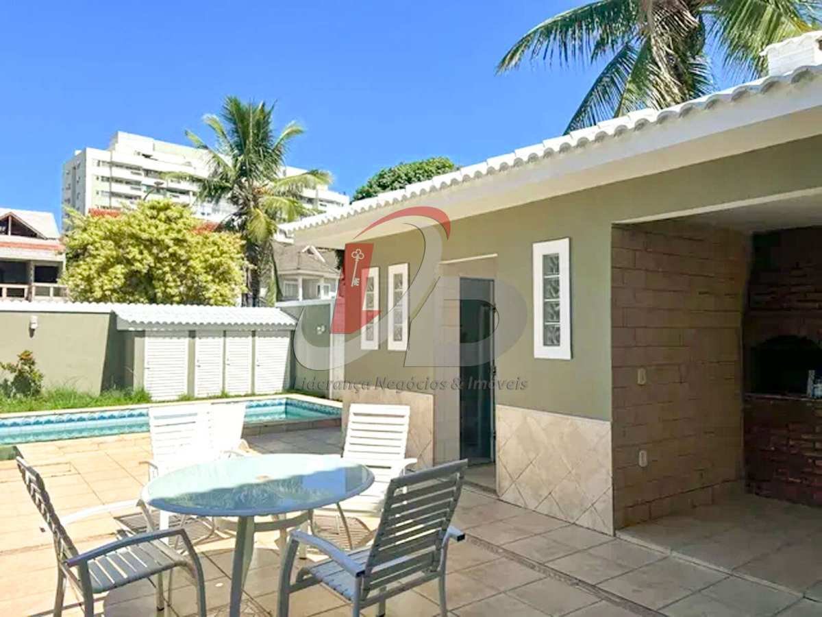 Mansão duplex, 435 m², 5 suítes no Condomínio Interlagos Quality - Barra da Tijuca - MLeão Imóveis