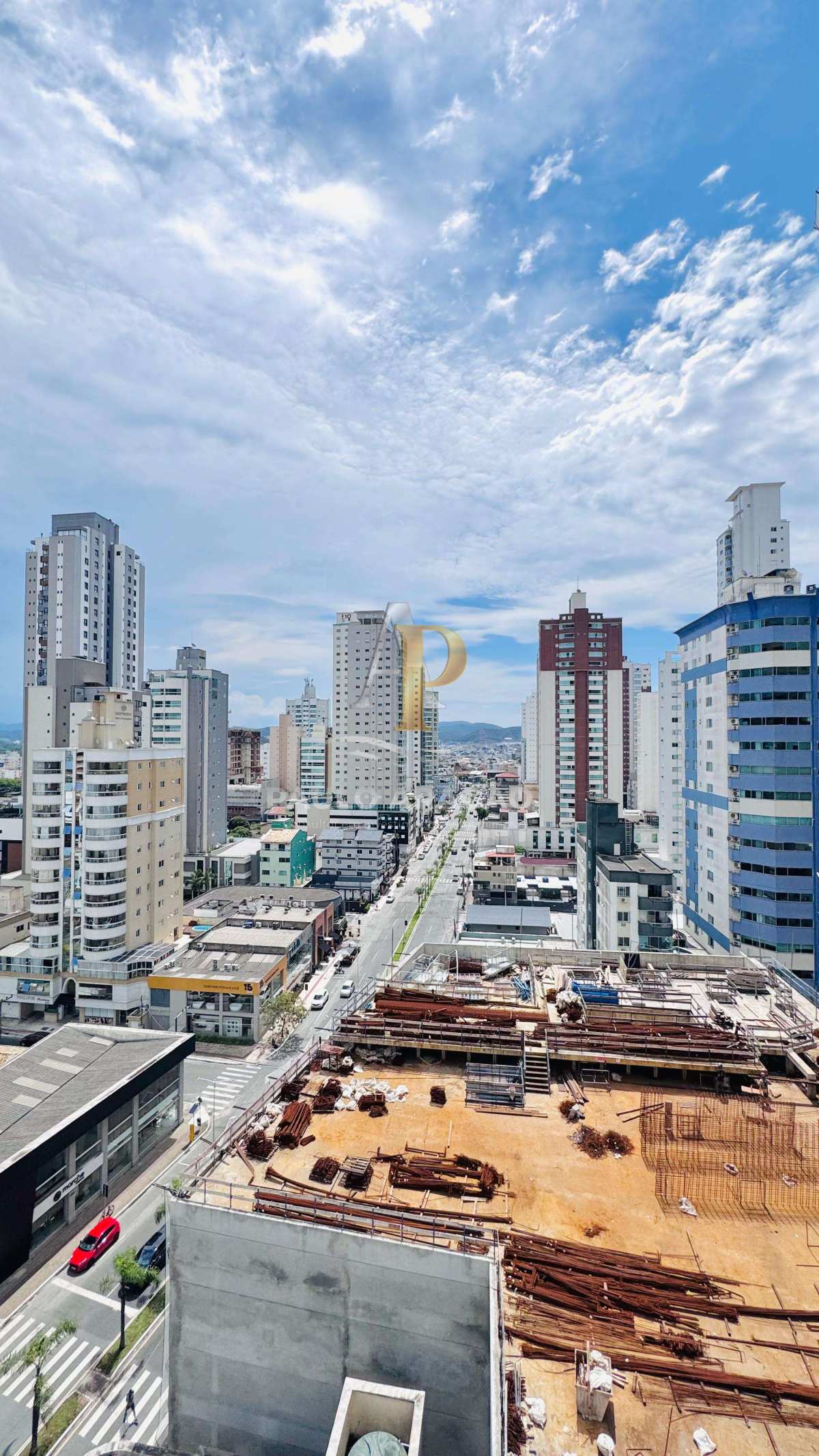Apartamento de 3 quartos, 106m² no bairro Centro, em Balneário Camboriú | Eu Corretor