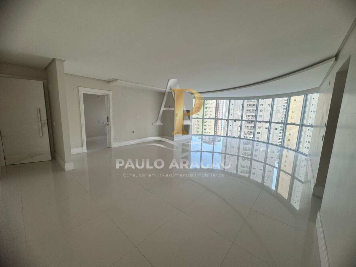 Apartamento de 3 quartos, 128m² no bairro Centro, em Balneário Camboriú | Eu Corretor