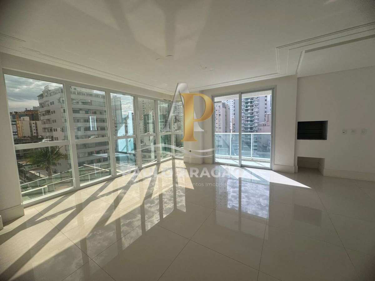 Apartamento de 3 quartos, 162m² no bairro Centro, em Balneário Camboriú | Eu Corretor