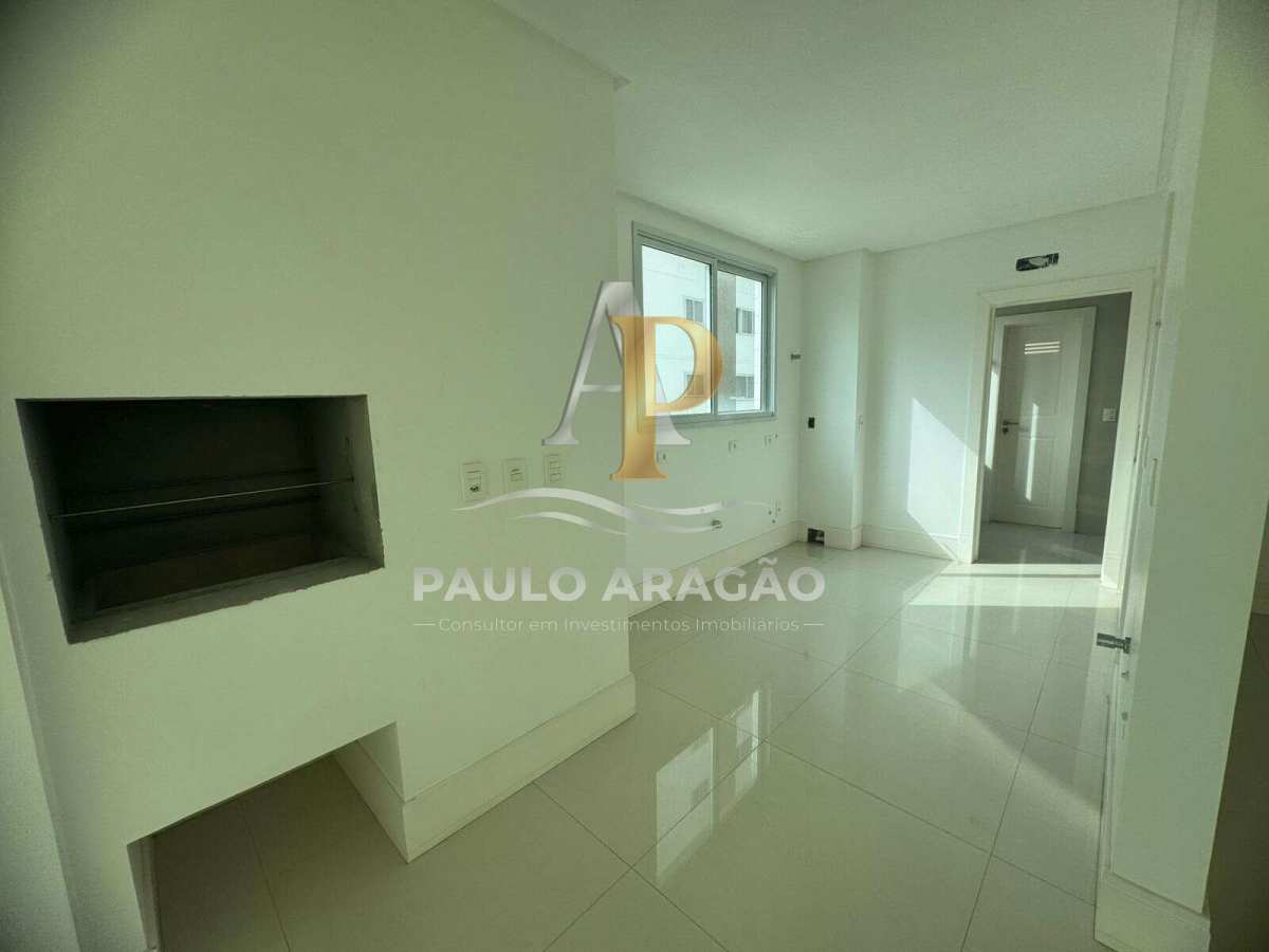 Apartamento de 3 quartos, 162m² no bairro Centro, em Balneário Camboriú | Eu Corretor