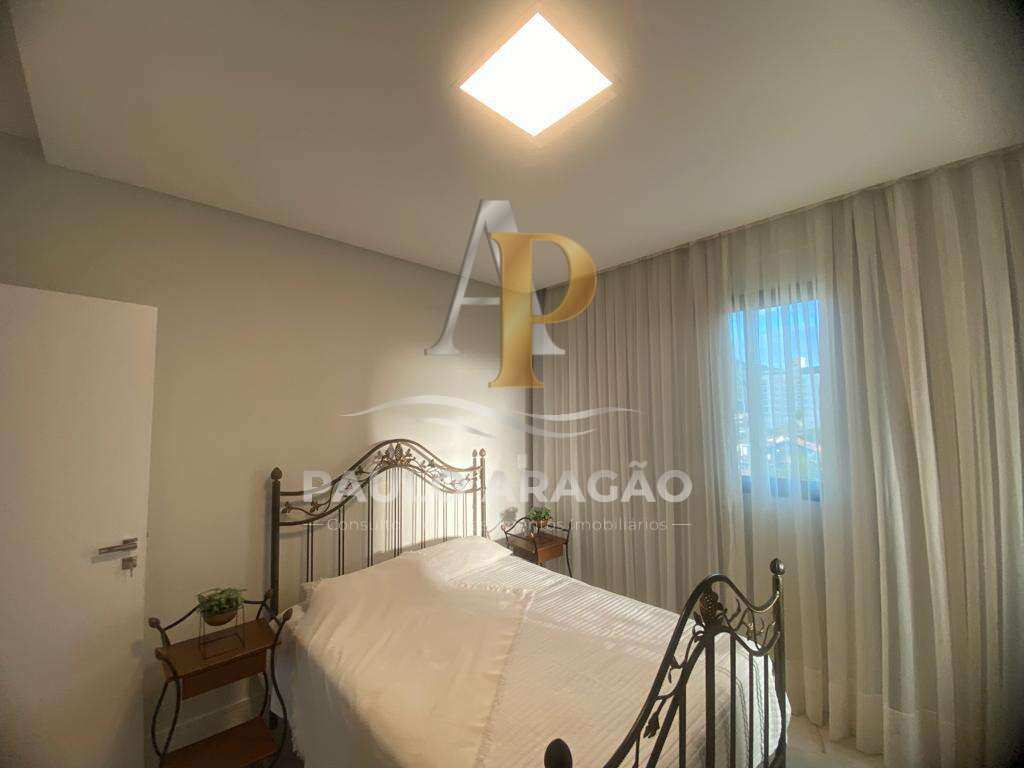 Apartamento de 3 quartos, 132m² no bairro Perequê, em Porto Belo | Eu Corretor