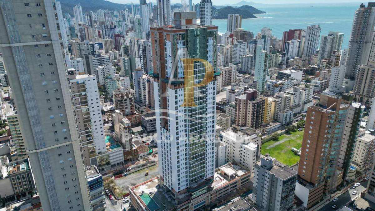 Apartamento de 3 quartos, 125m² no bairro Centro, em Balneário Camboriú | Eu Corretor