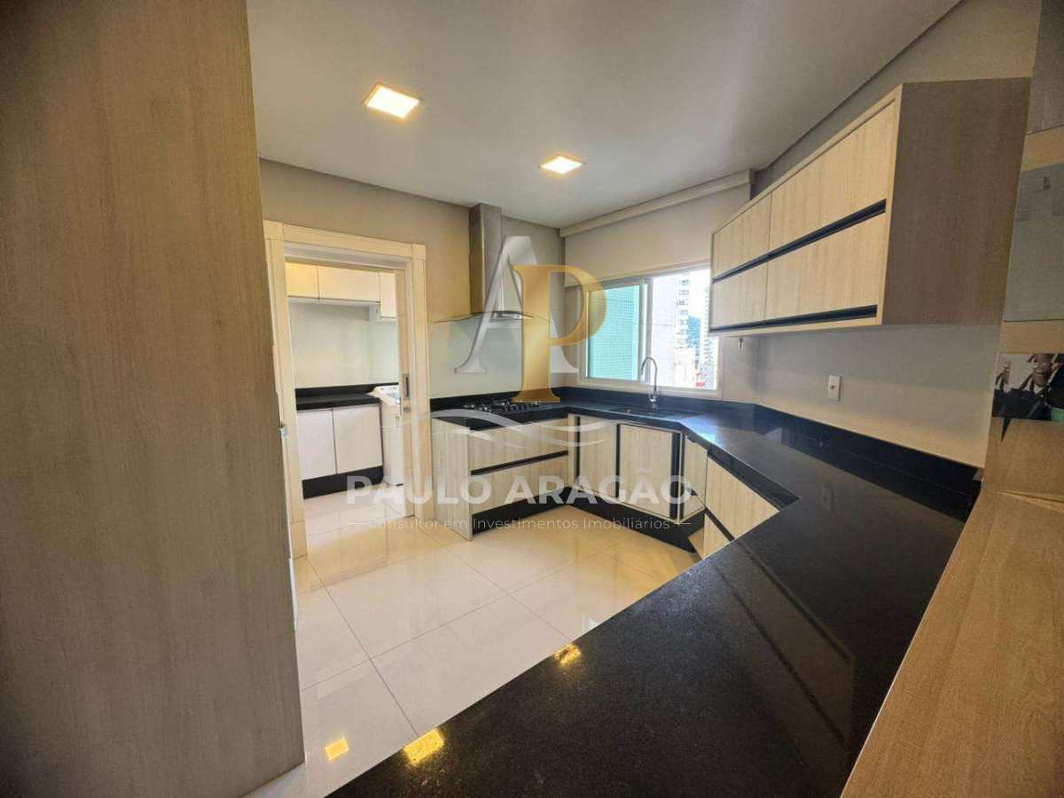 Apartamento de 3 quartos, 128m² no bairro Centro, em Balneário Camboriú | Eu Corretor