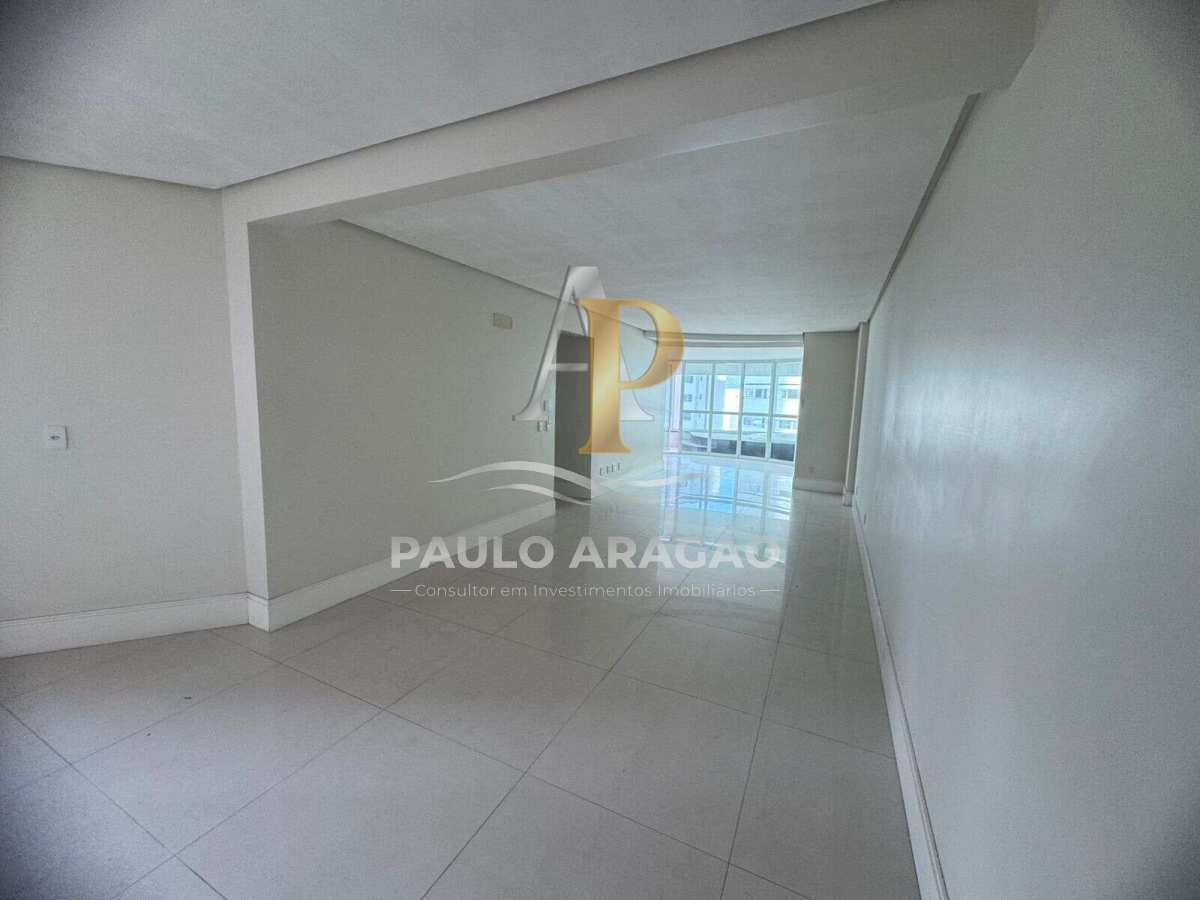 Apartamento de 3 quartos, 254m² no bairro Centro, em Balneário Camboriú | Eu Corretor
