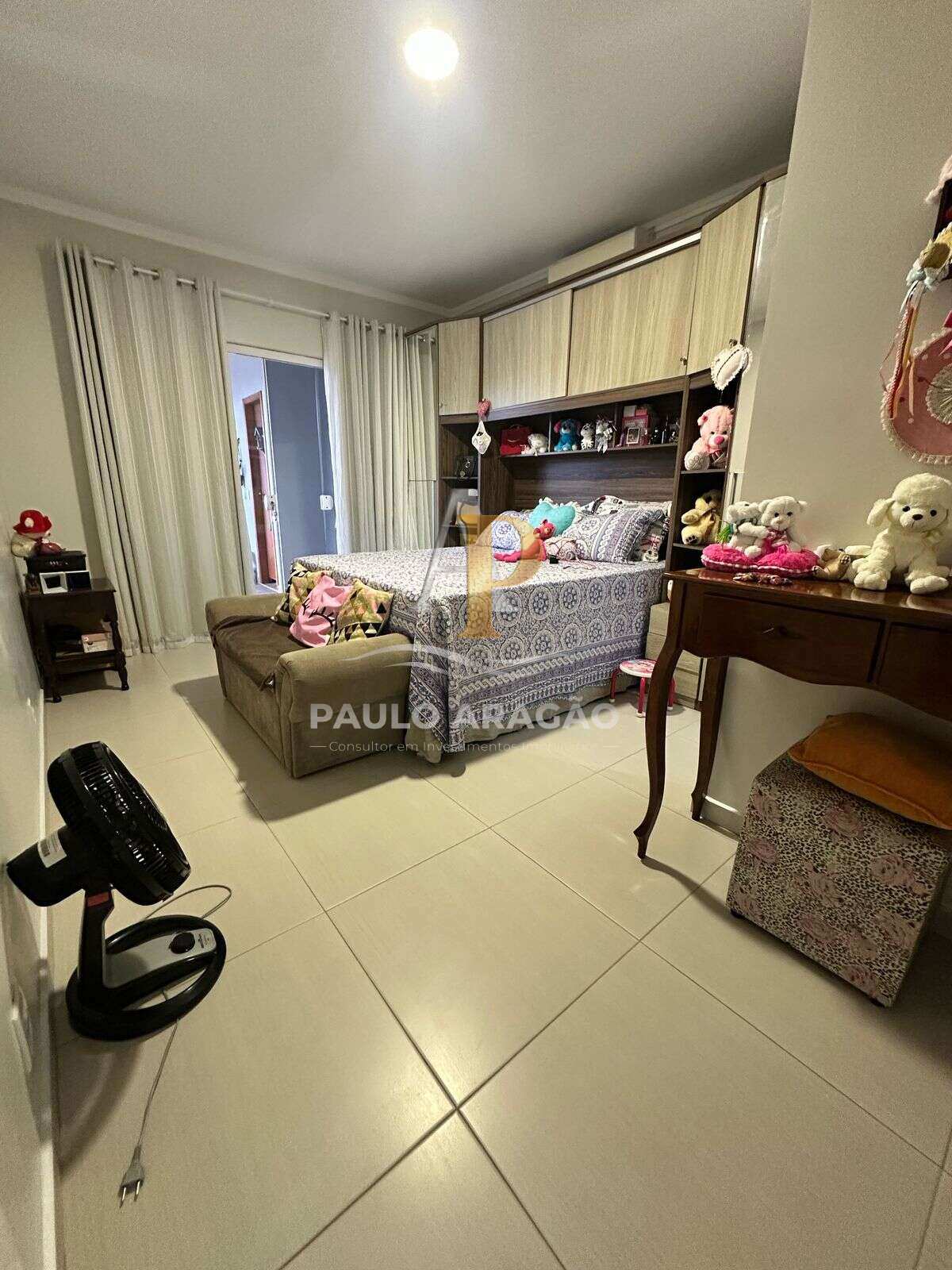 Casa de 4 quartos, 300m² no bairro Municípios, em Balneário Camboriú | Eu Corretor