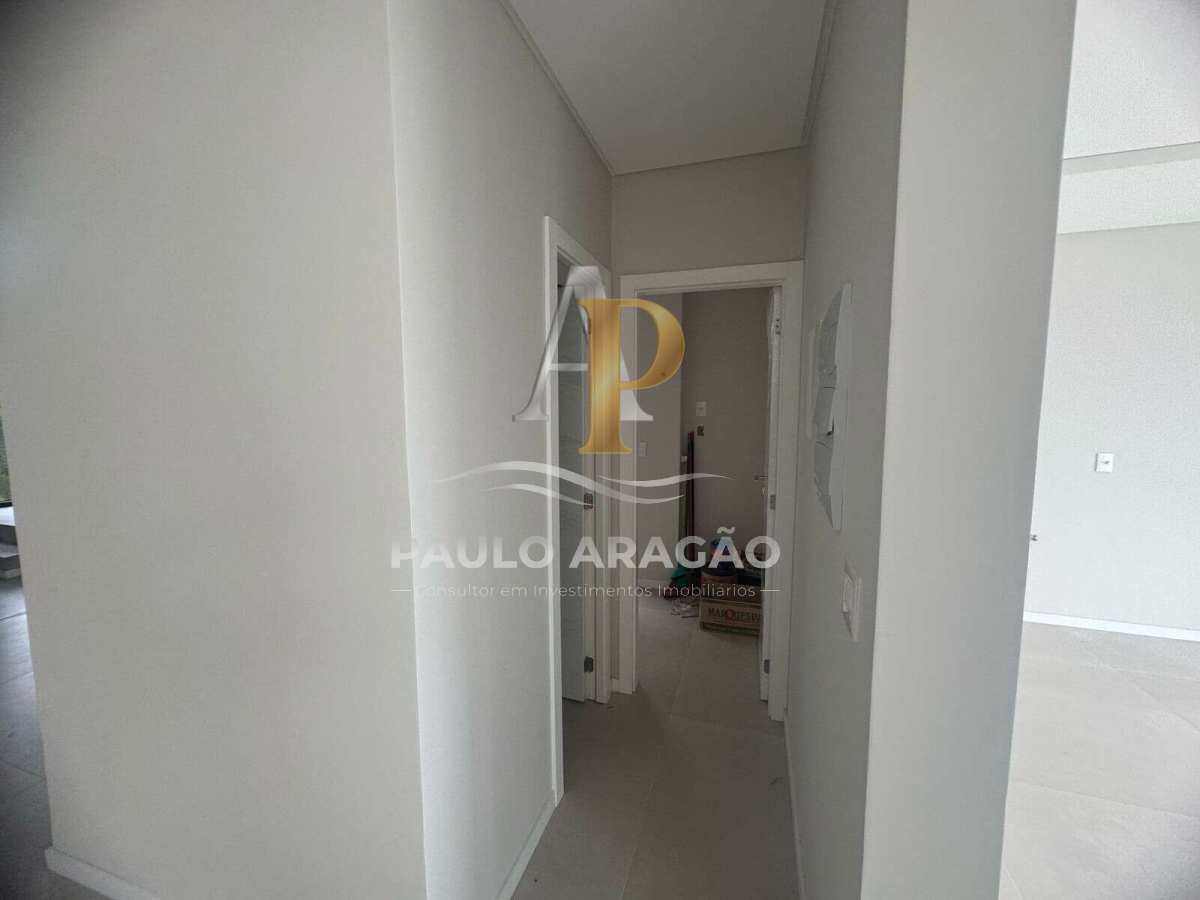 Casa de Condomínio de 3 quartos, 250m² no bairro Santa Regina, em Camboriú | Eu Corretor