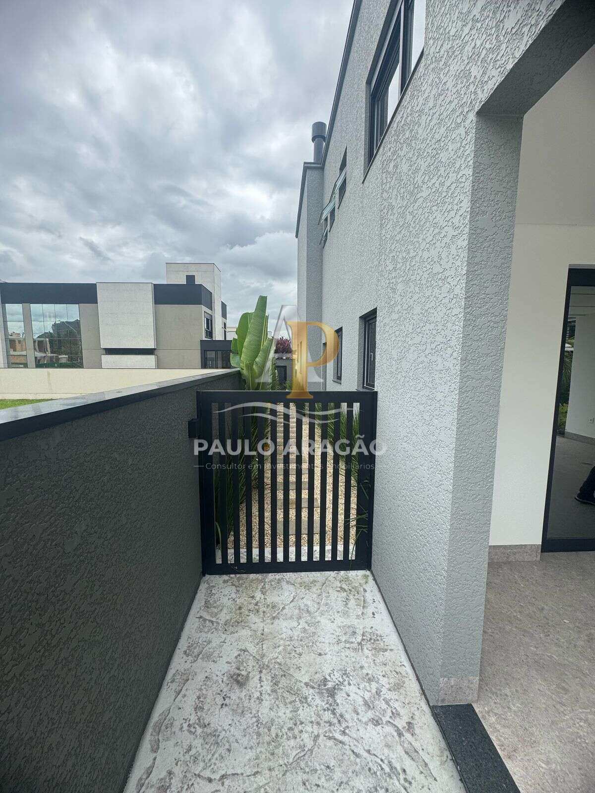 Casa de Condomínio de 4 quartos, 260m² no bairro Santa Regina, em Camboriú | Eu Corretor