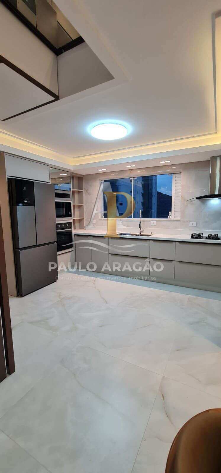 Cobertura de 3 quartos, 219m² no bairro Barra Sul, em Balneário Camboriú | Eu Corretor