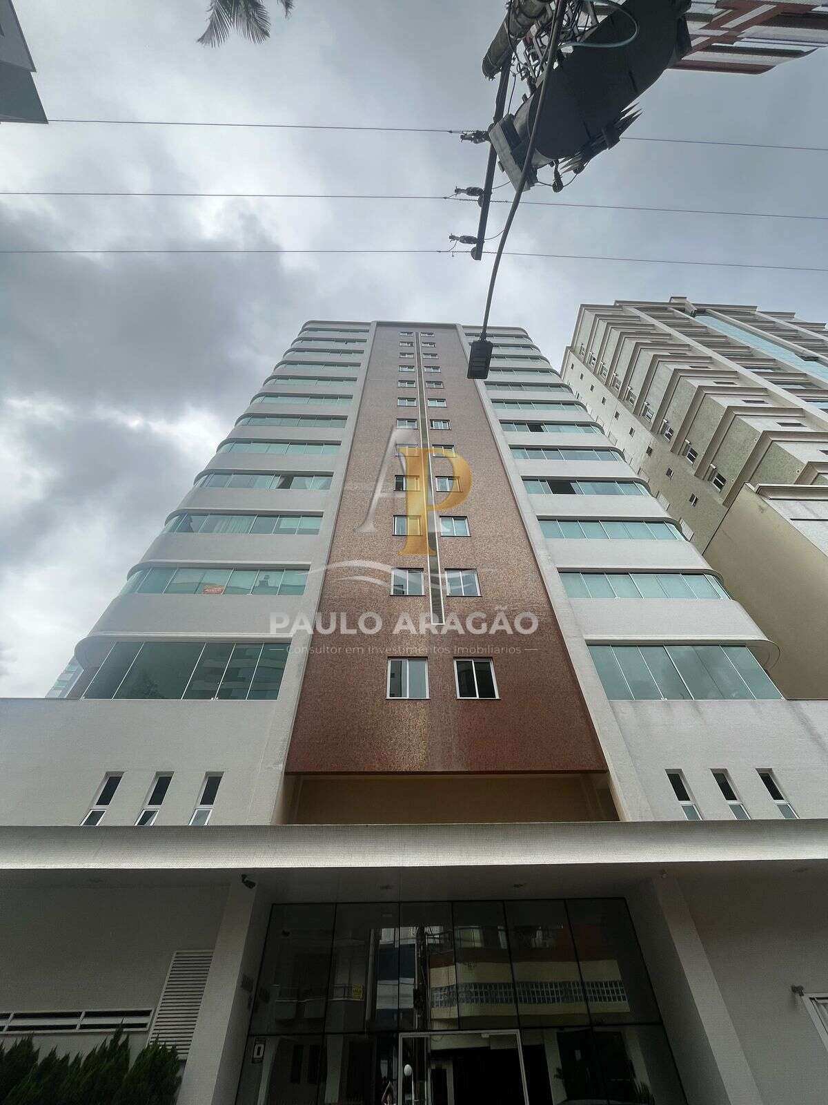 Cobertura, 4 quartos, 315 m² - Foto 2