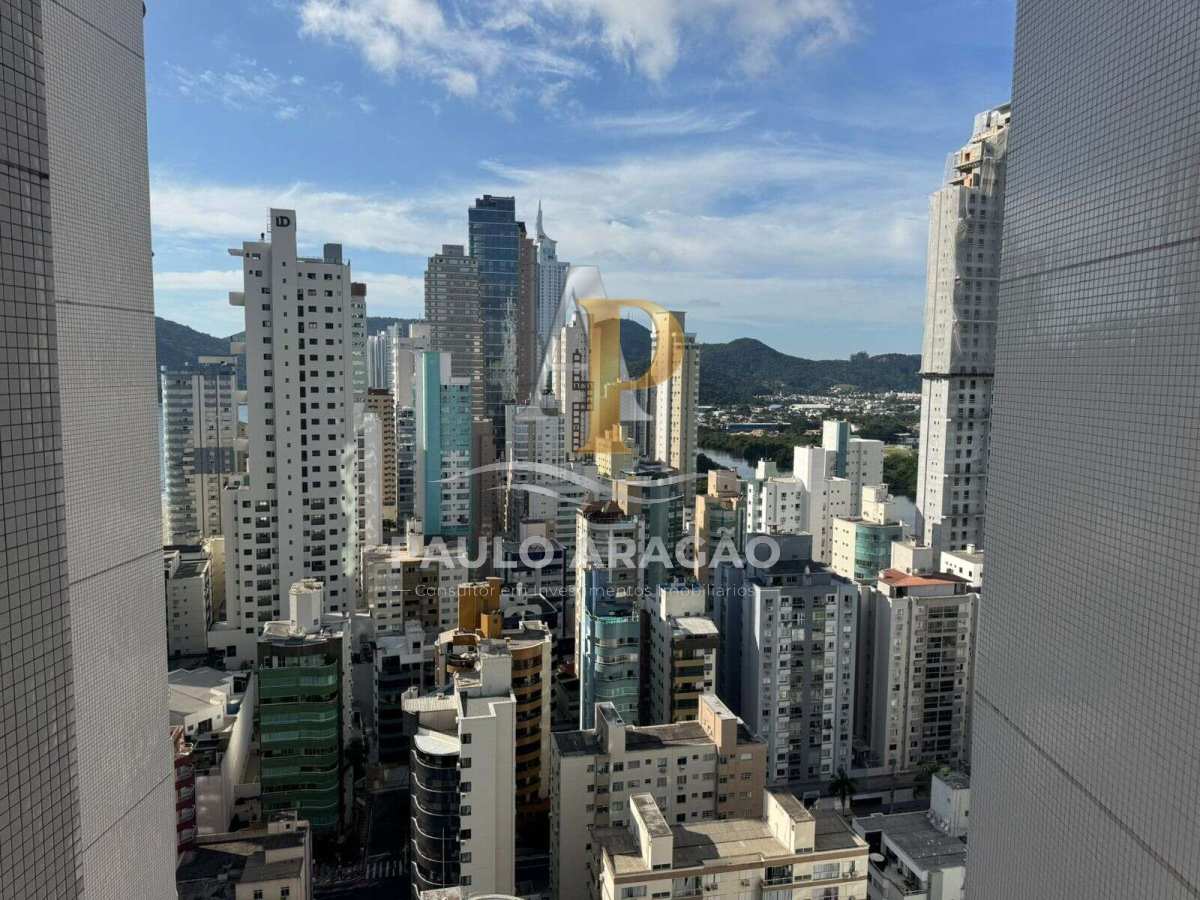 Apartamento de 4 quartos, 234m² no bairro Centro, em Balneário Camboriú | Eu Corretor