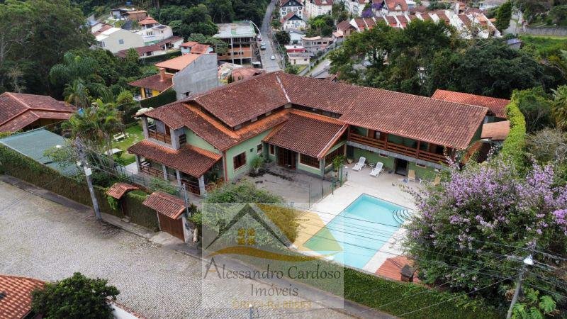 Casa à venda em Nova Friburgo, Braunes, com 10 quartos, 550m² - Alessandro Cardoso Imóveis