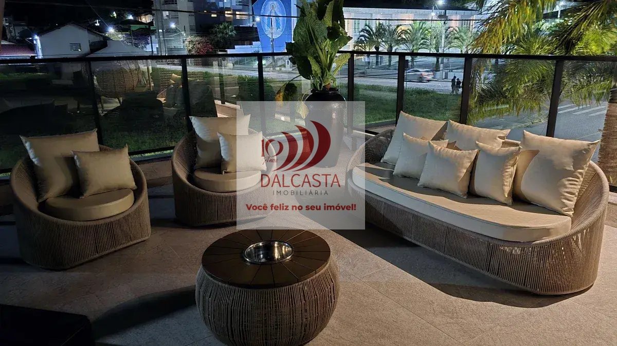  - Apartamento de luxo à venda, com 4 quartos, 235m²