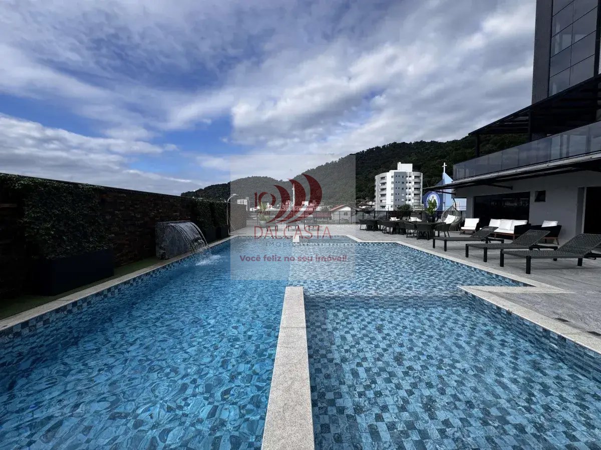 Apartamento de luxo à venda com 4 quartos - ,