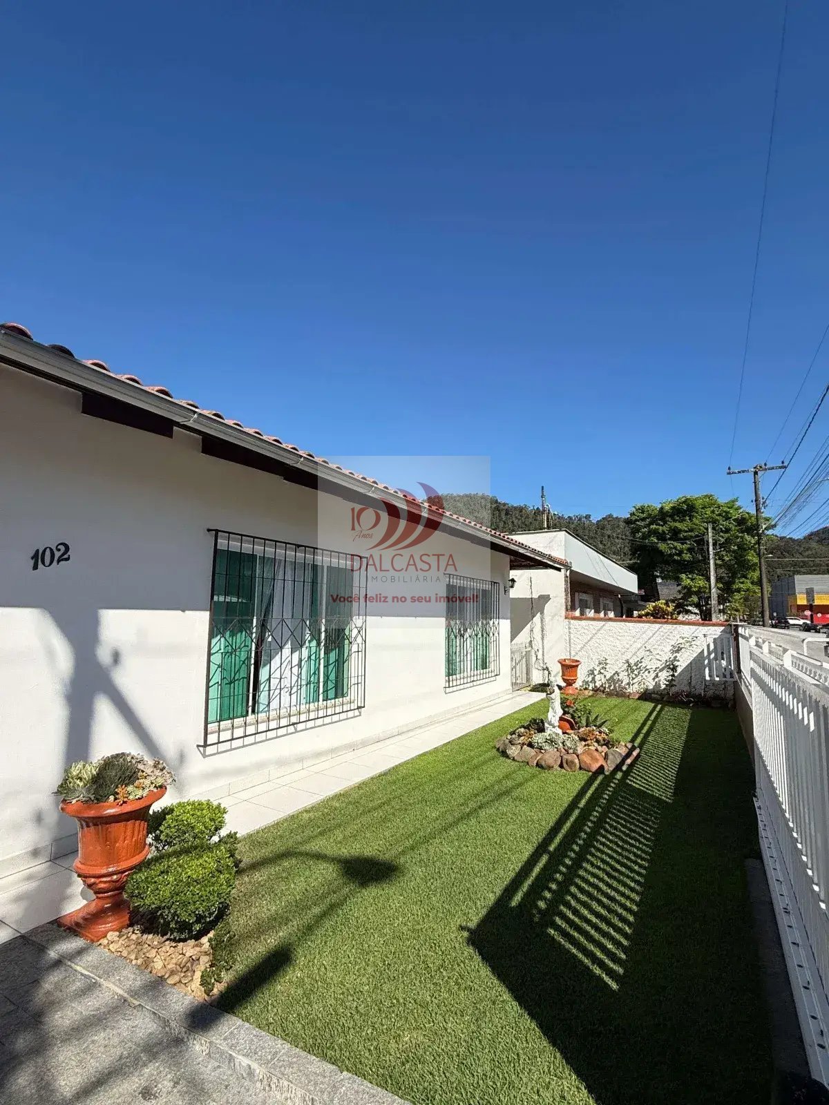 Casa à venda em Jaraguá do Sul, Barra do Rio Cerro, com 2 quartos, 93,75m² - Dalcasta Imobiliária