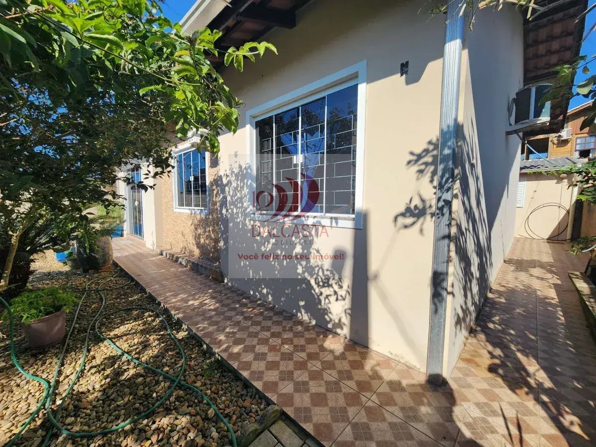  - Casa à venda em Barra Velha, Itajuba, com 3 quartos, 100m²