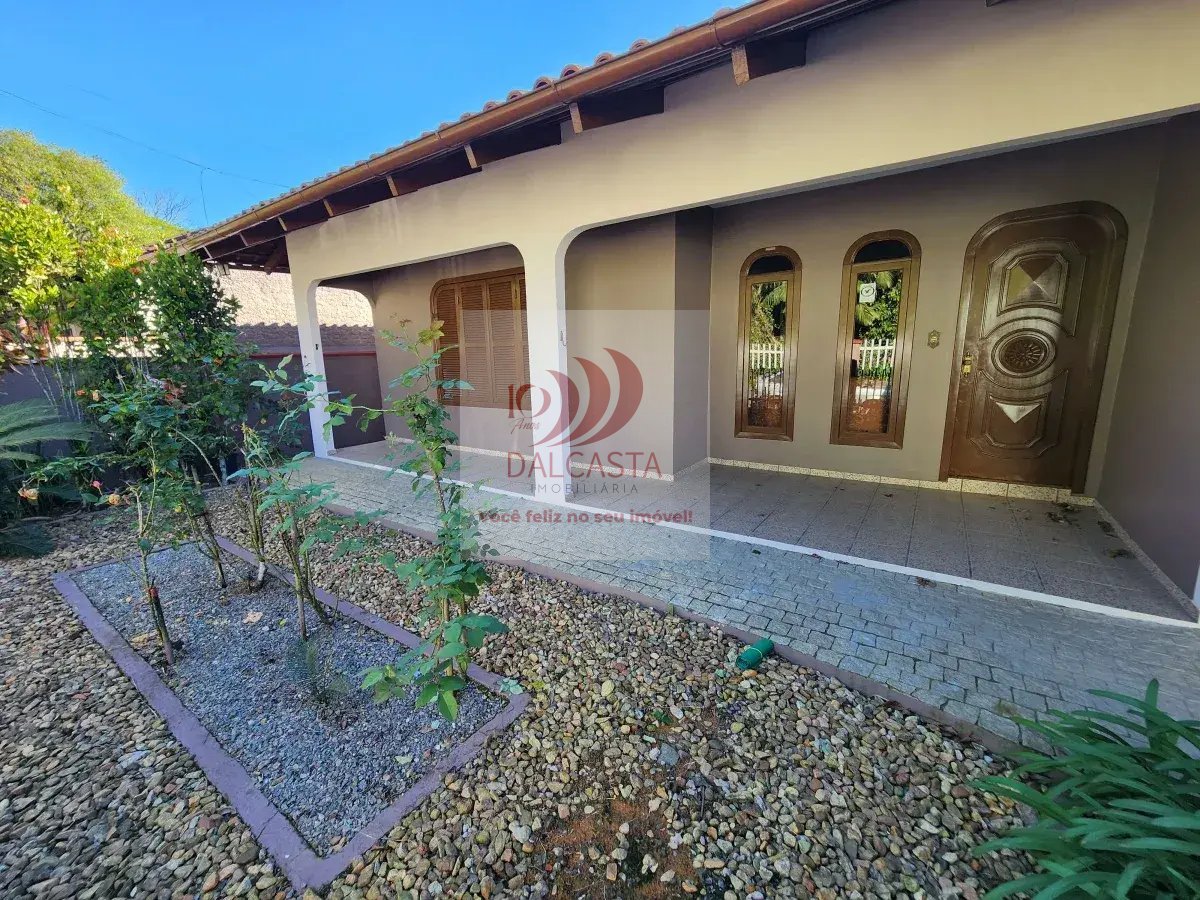 Casa à venda com 3 quartos, 154,30m² - Baependi,Jaraguá do Sul