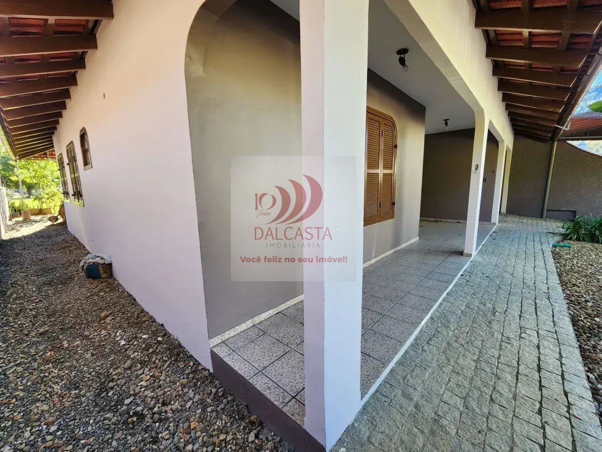 Casa à venda com 3 quartos, 154,30m² - Baependi,Jaraguá do Sul