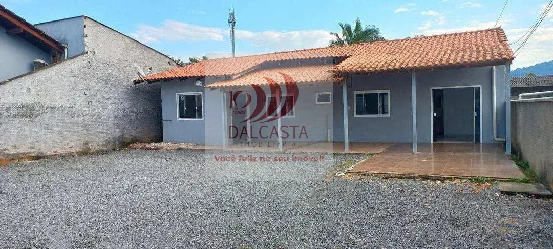 Casa à venda com 2 quartos, 110.00m² - Jaraguá 99,Jaraguá do Sul