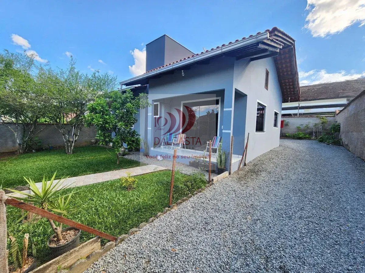 Casa à venda com 3 quartos, 75.00m² - Jaraguá 99,Jaraguá do Sul