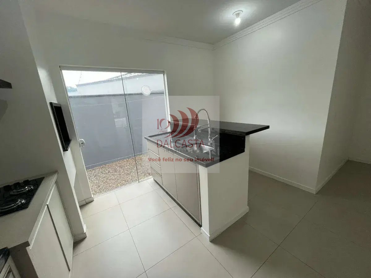  - Sobrado para alugar, no Residencial Orleans em Jaraguá do Sul, São Luís, com 3 quartos, 110.00m²