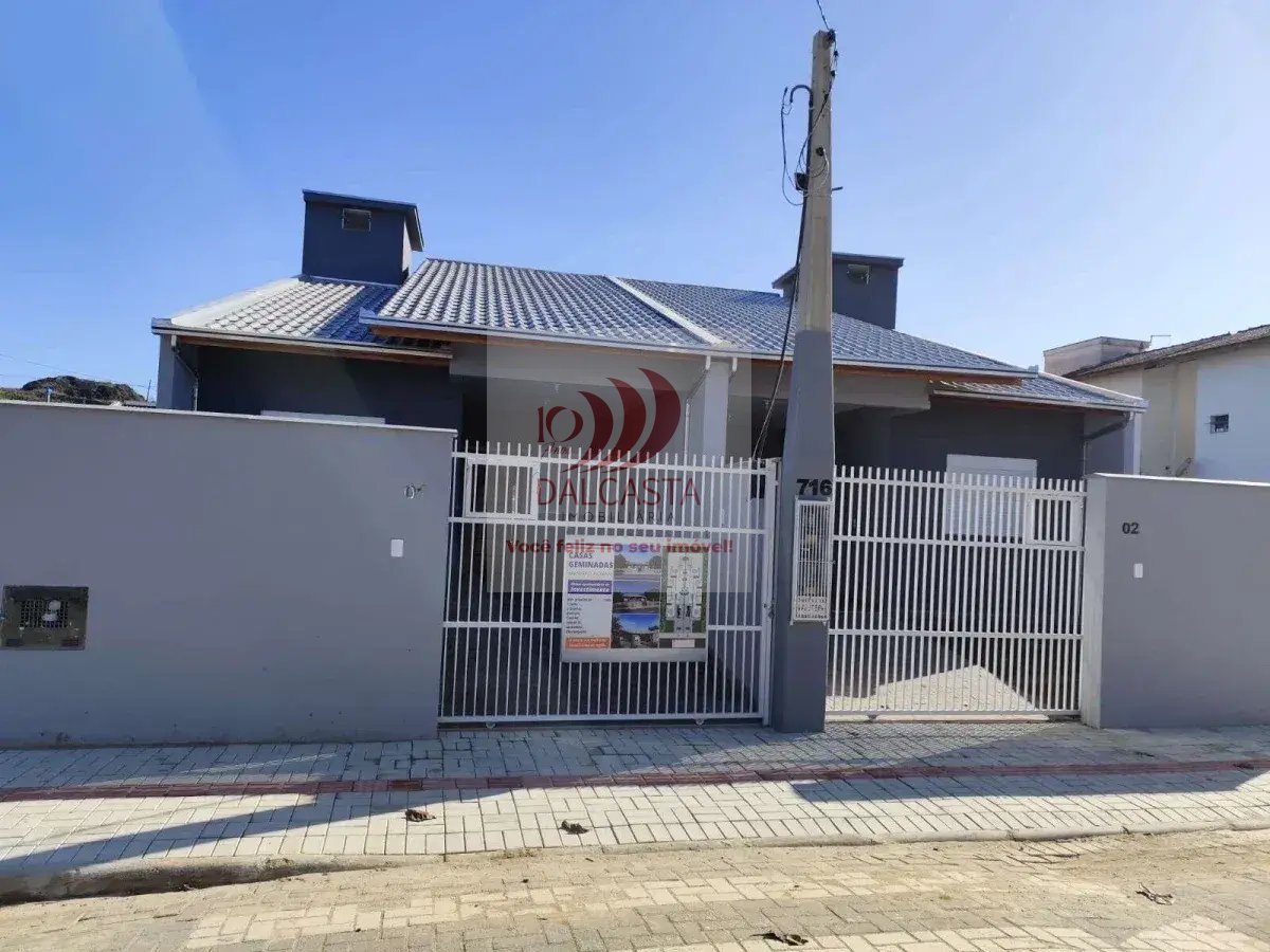 Casa geminada à venda com 3 quartos, 97m² - Itacolomi,Balneário Piçarras