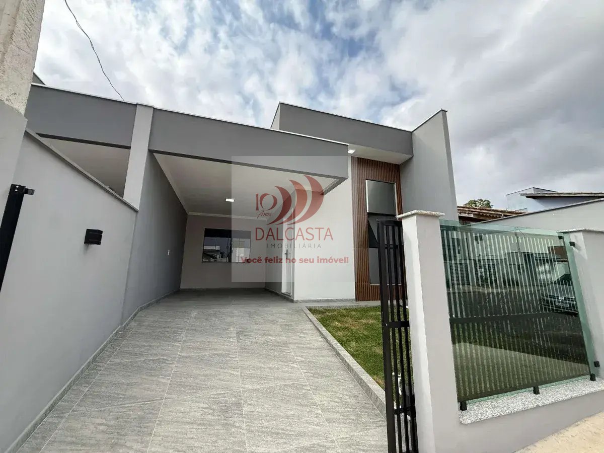 Casa geminada à venda com 2 quartos, 94m² - Nereu Ramos,Jaraguá do Sul