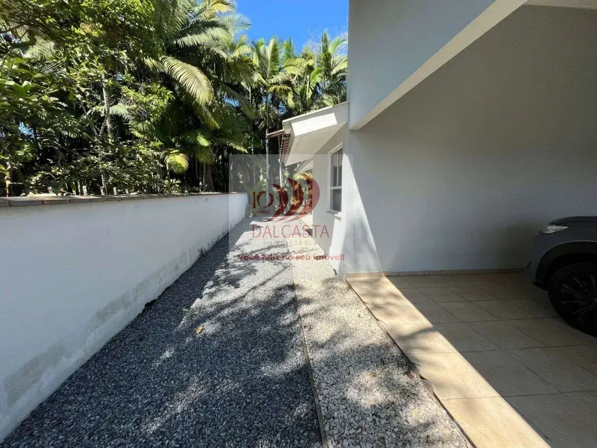  - Casa para alugar em Jaraguá do Sul, Barra do Rio Cerro, com 3 quartos, 165m²