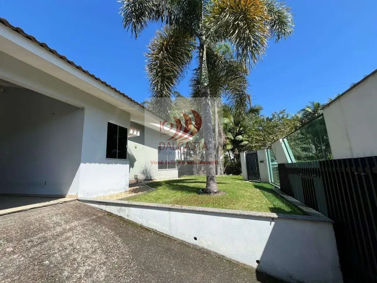  - Casa para alugar em Jaraguá do Sul, Barra do Rio Cerro, com 3 quartos, 165m²
