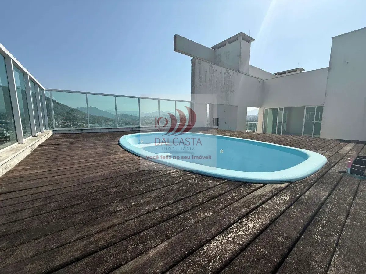 Cobertura à venda com 3 quartos, 322,62m² - Barra do Rio Molha,Jaraguá do Sul