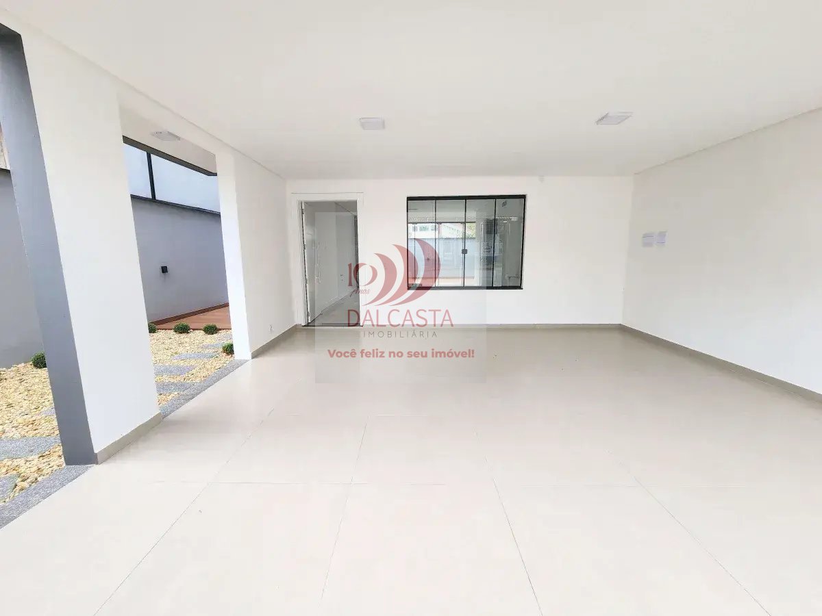 Sobrado à venda com 3 quartos, 186,70m² - São Luís,Jaraguá do Sul