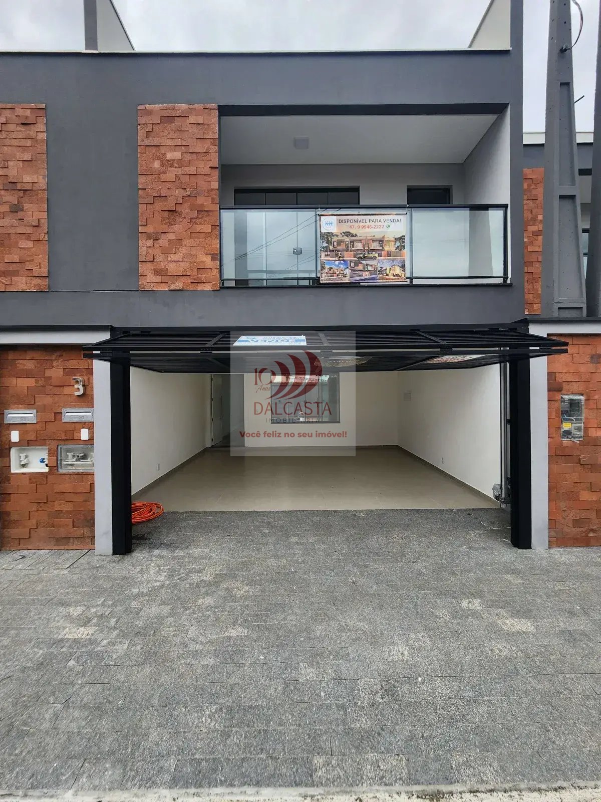 Sobrado à venda com 3 quartos, 167,80m² - São Luís,Jaraguá do Sul