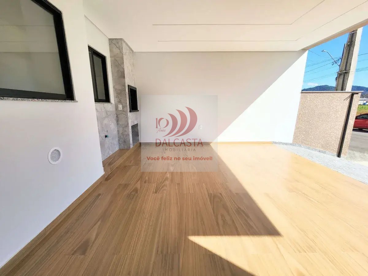 Sobrado à venda com 3 quartos, 156,52m² - Três rios do norte,Jaraguá do Sul