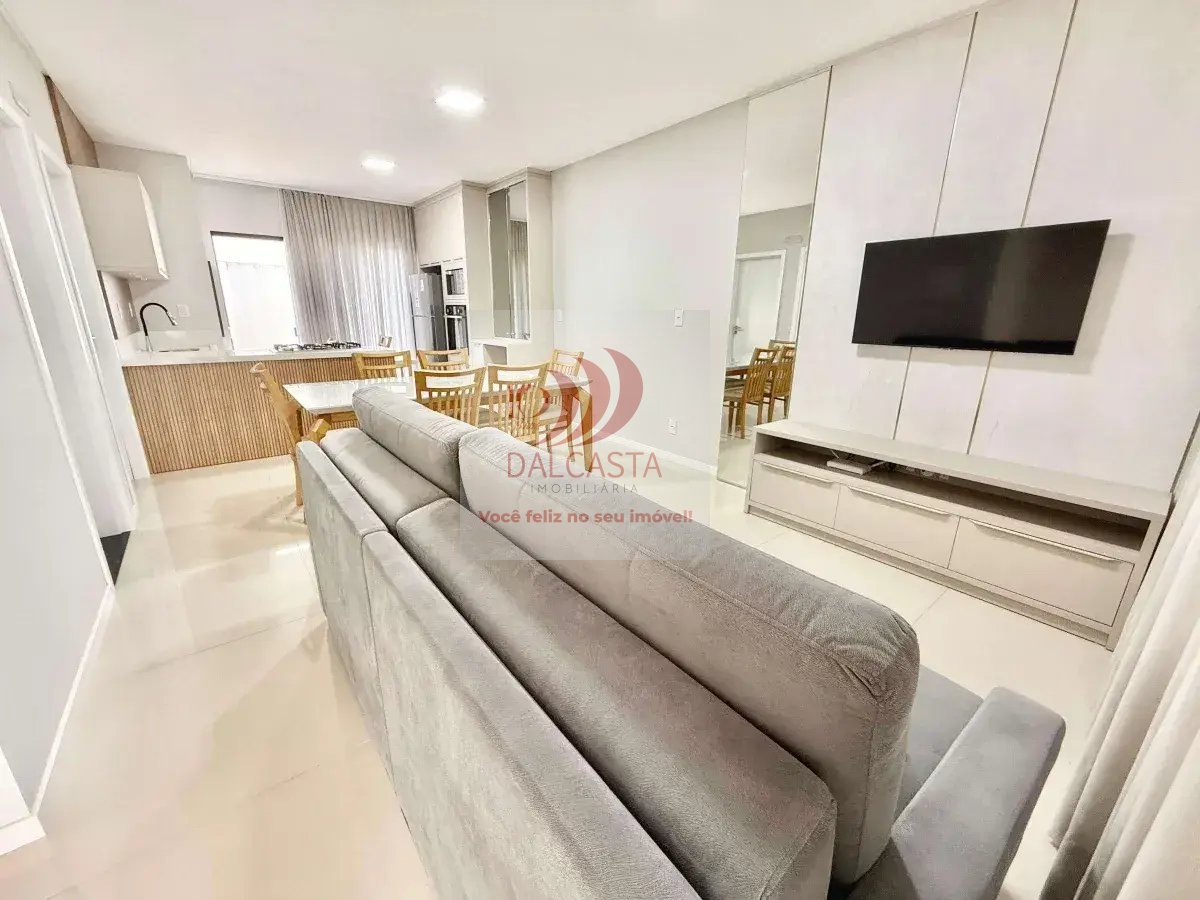  - Sobrado à venda em Penha, Praia de armação do Itapocoroi, com 3 quartos, 142m²