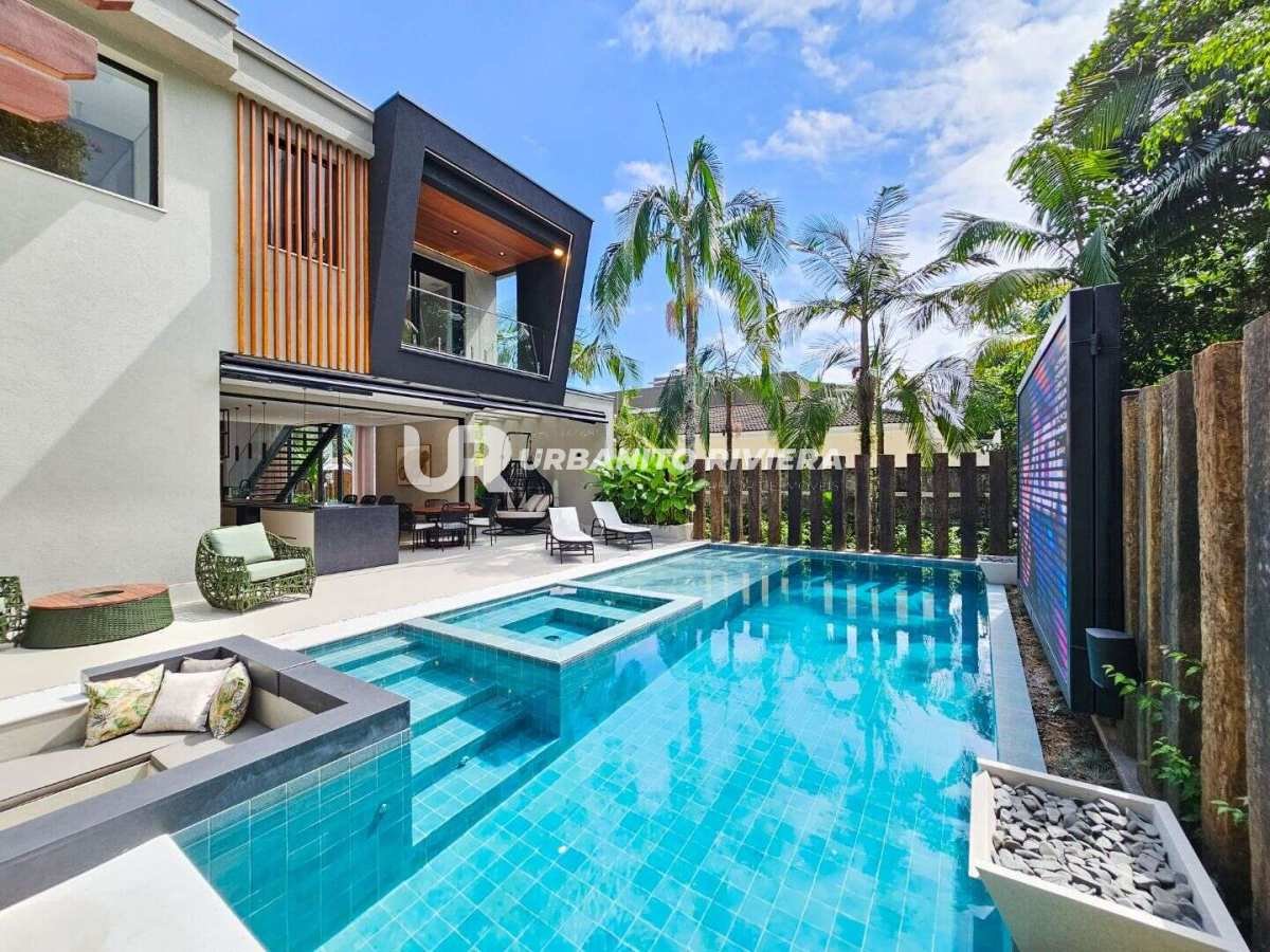 Casa à venda com 5 quartos, 425,00m² - ,