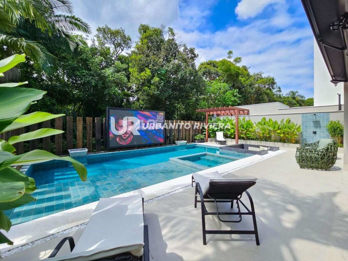  - Casa à venda, com 5 quartos, 425,00m²