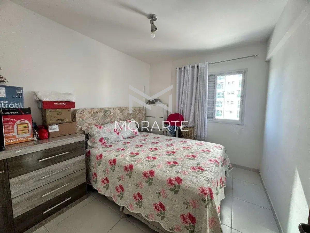  - Apartamento à venda, no Vila de Florença,  em Jacareí, Centro, com 3 quartos, 90m²