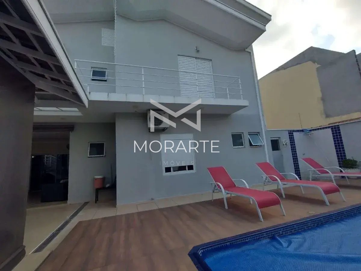 Casa à venda com 4 quartos, 400m² - Jardim Santa Maria,Jacareí