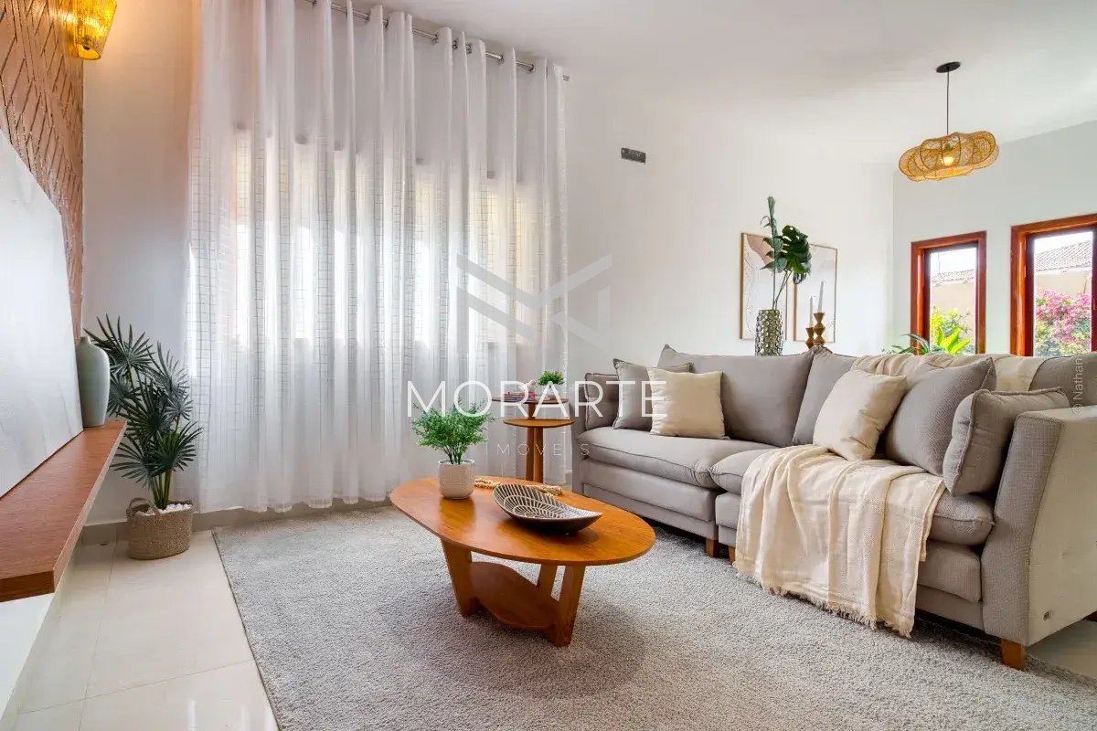 Casa à venda com 7 quartos, 358m² - Santa Maria,Jacareí