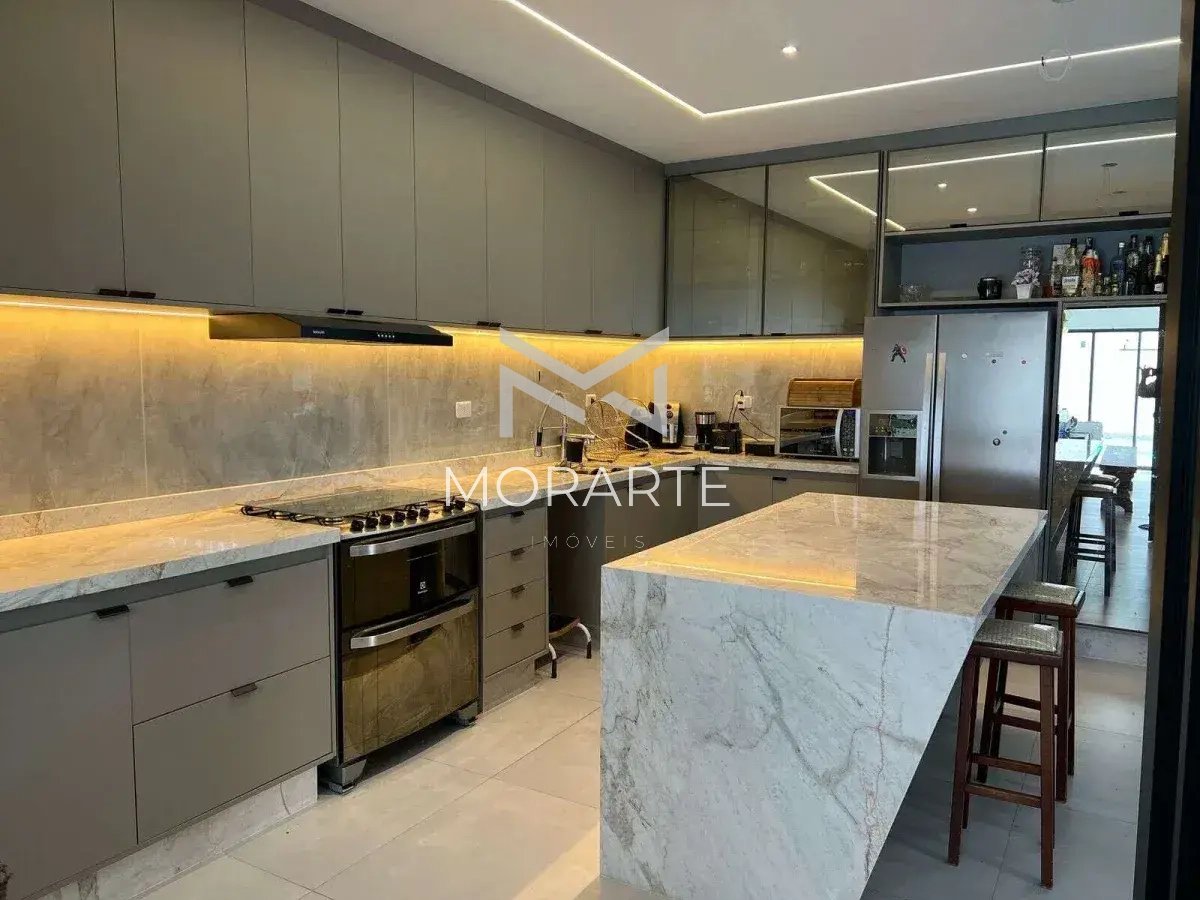  - Casa à venda em São José dos Campos, Bosque dos Eucaliptos, com 4 quartos, 275m²