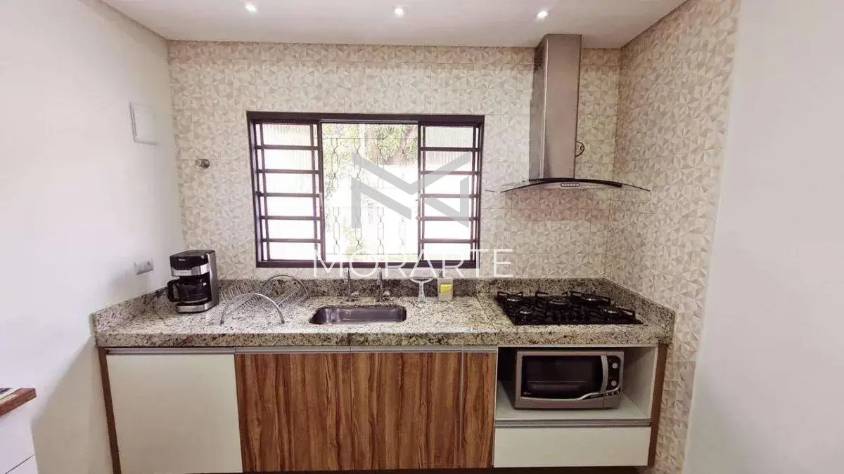  - Casa à venda em São José dos Campos, Jardim Satélite, com 3 quartos, 145m²