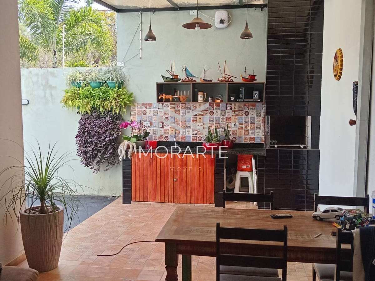  - Casa à venda em São José dos Campos, Portal dos Passaros, com 3 quartos, 100m²