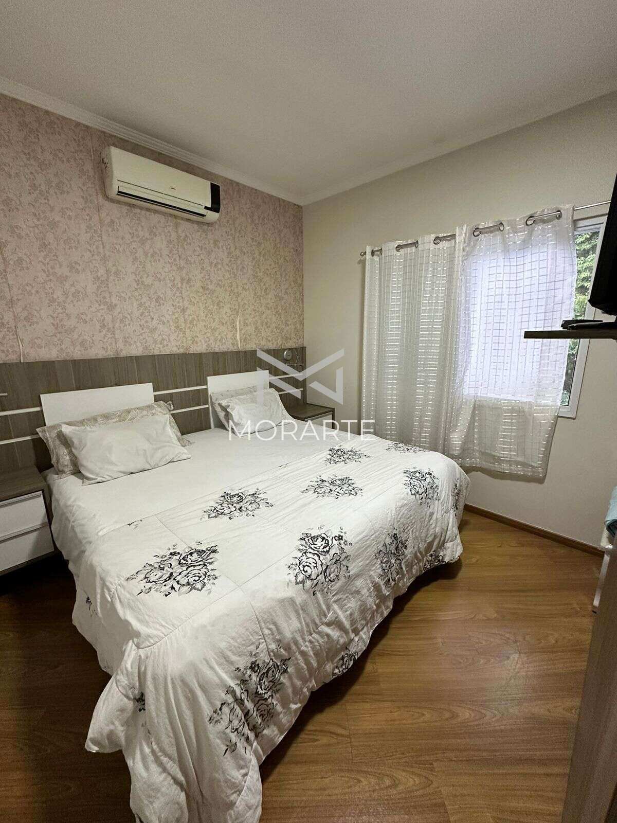 Casa de condomínio à venda com 3 quartos, 220m² - Jardim Crystal Park,Jacareí