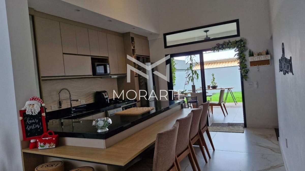  - Casa de condomínio à venda, no Condomínio Terras do Vale,  em Caçapava, Bairro do Grama, com 3 quartos, 134m²