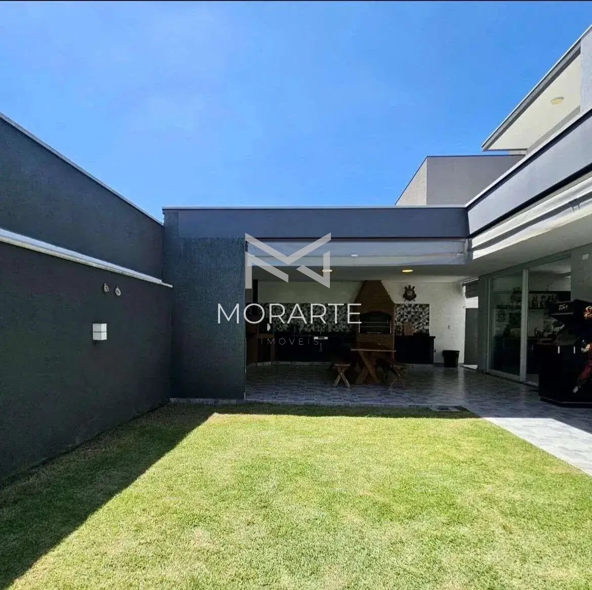 Casa de condomínio à venda com 4 quartos, 255m² - Bairro do Grama,Caçapava