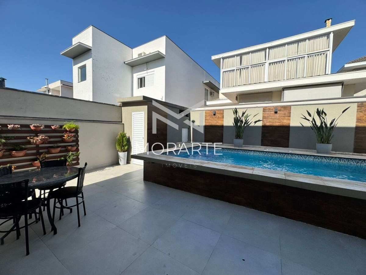 Casa de condomínio à venda com 3 quartos, 220m² - Jardim Crystal Park,Jacareí
