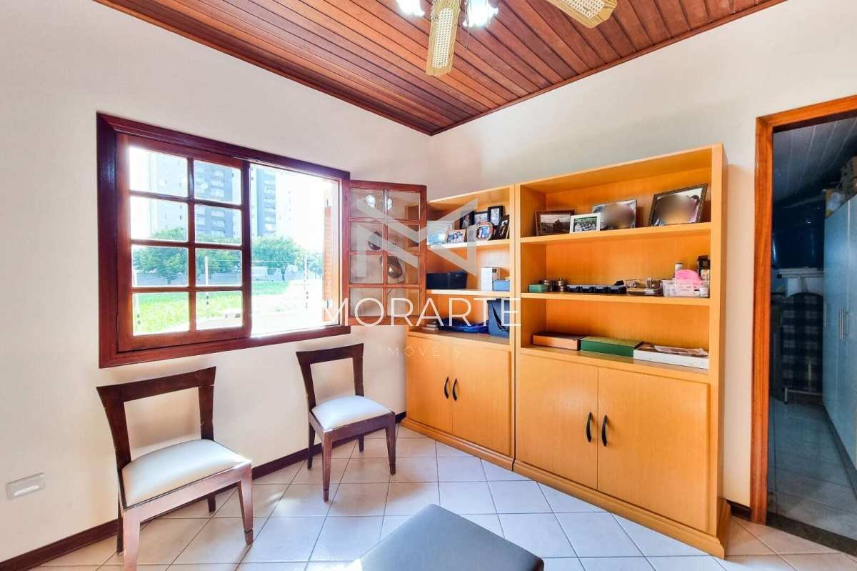 Casa de condomínio à venda com 3 quartos, 282m² - Loteamento Villa Branca,Jacareí